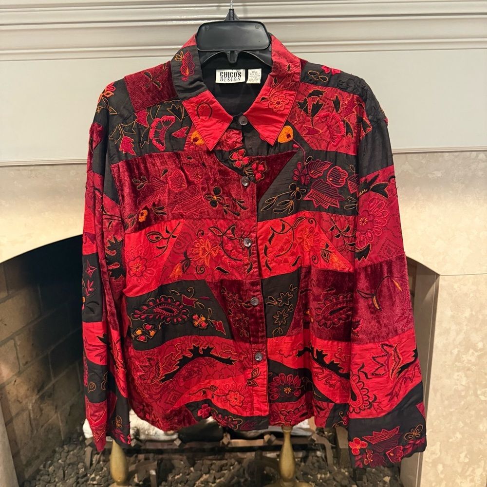 Chico's Black and Red Silk Blend blazer size XL